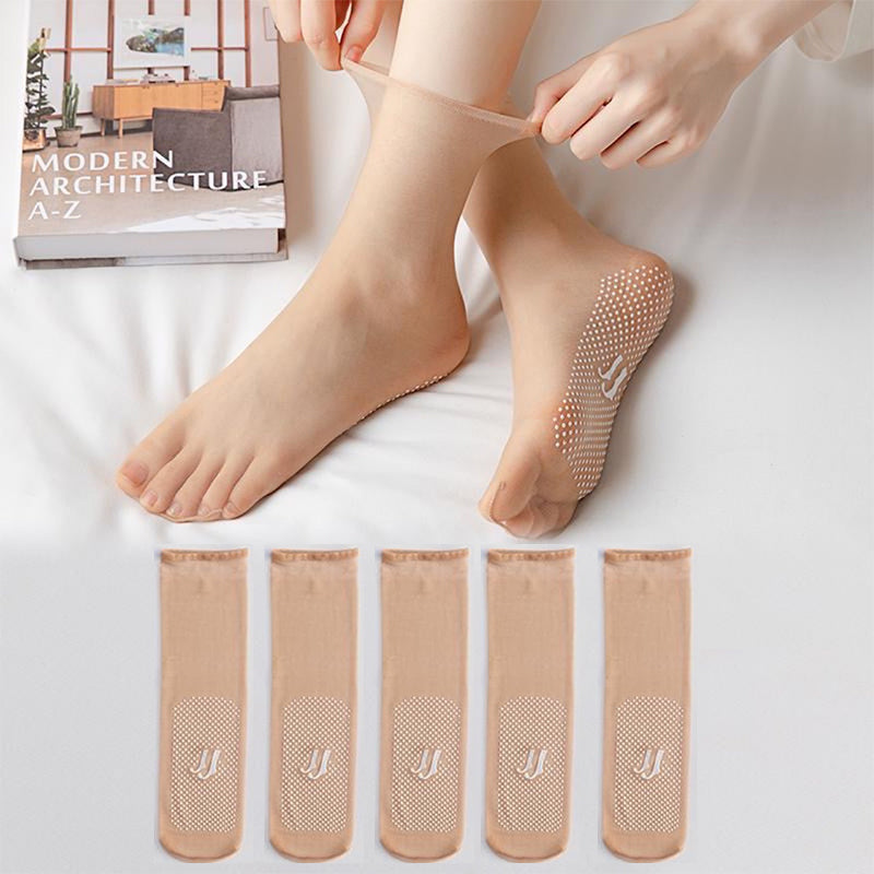 Invisible short stockings with non-slip rubber dots