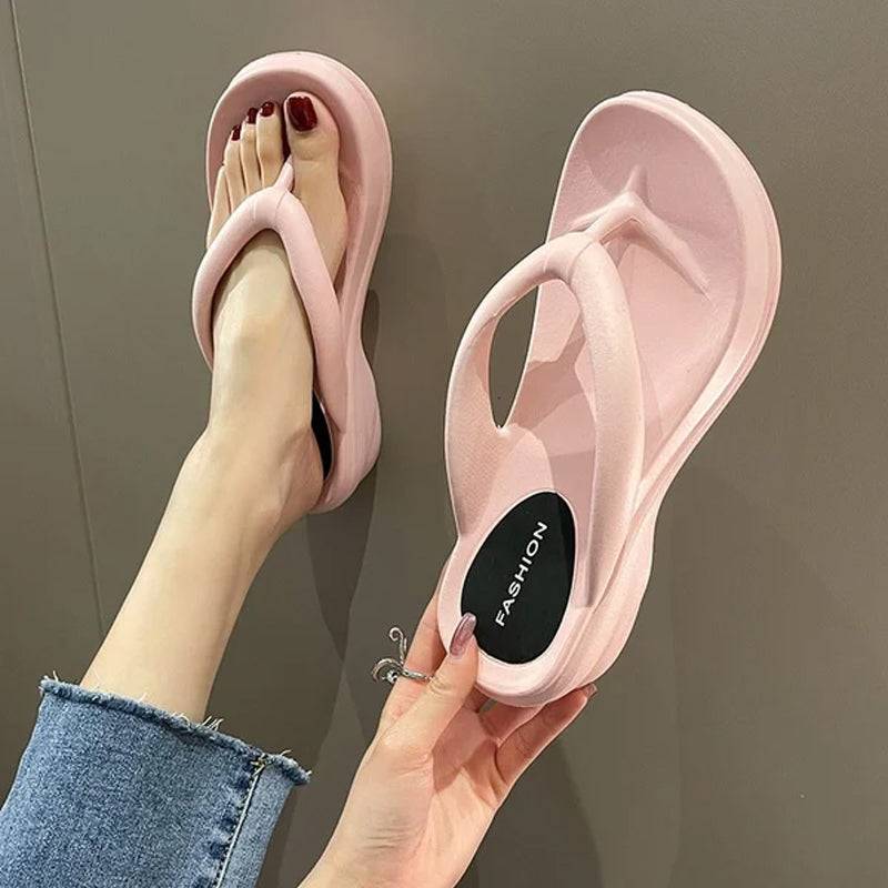 Teenslippers met dikke bodem