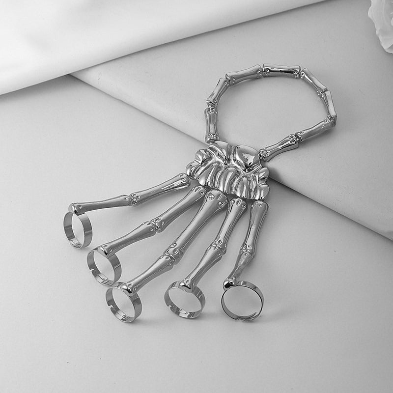 Metalen schedelarmband